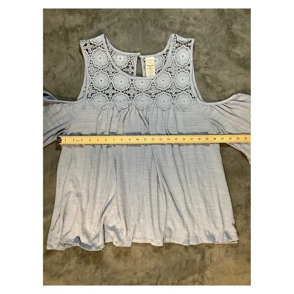 Time and Tru Women's Blue Cold Shoulder Blouse XXL - Picture 3 of 6